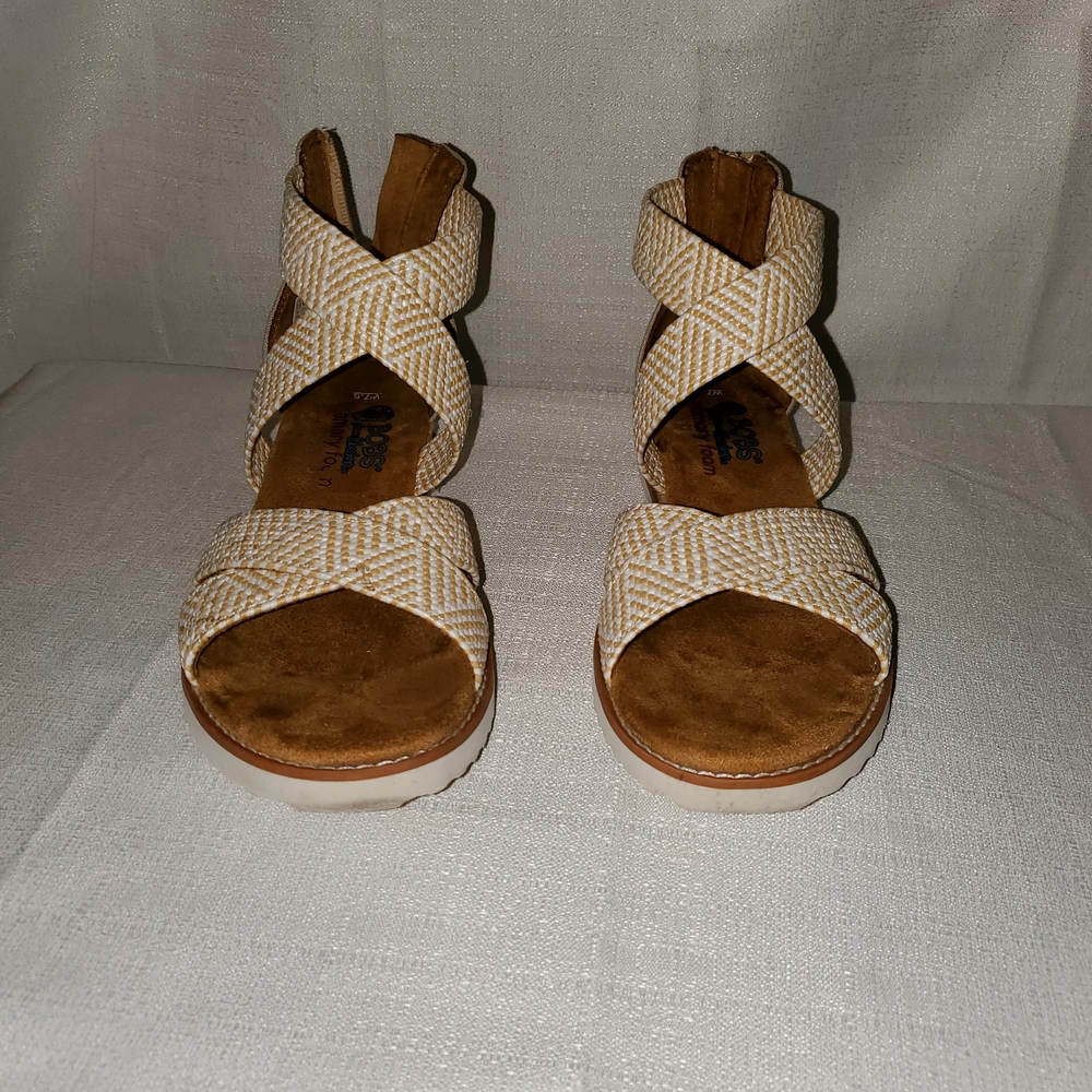 Toms Women's Beige Crisscross Sandals